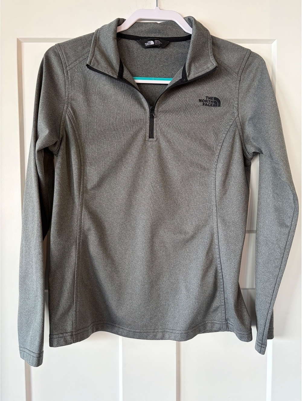 The North Face Quarter-Zip Fleece Pullover — Grey Heather, Size M